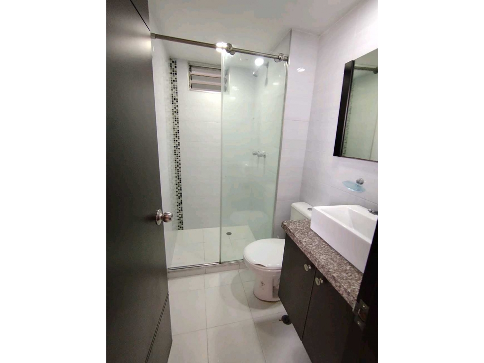Vendo apartamento en el sur de cali barrio bochalema unidad cerrada — foto 6