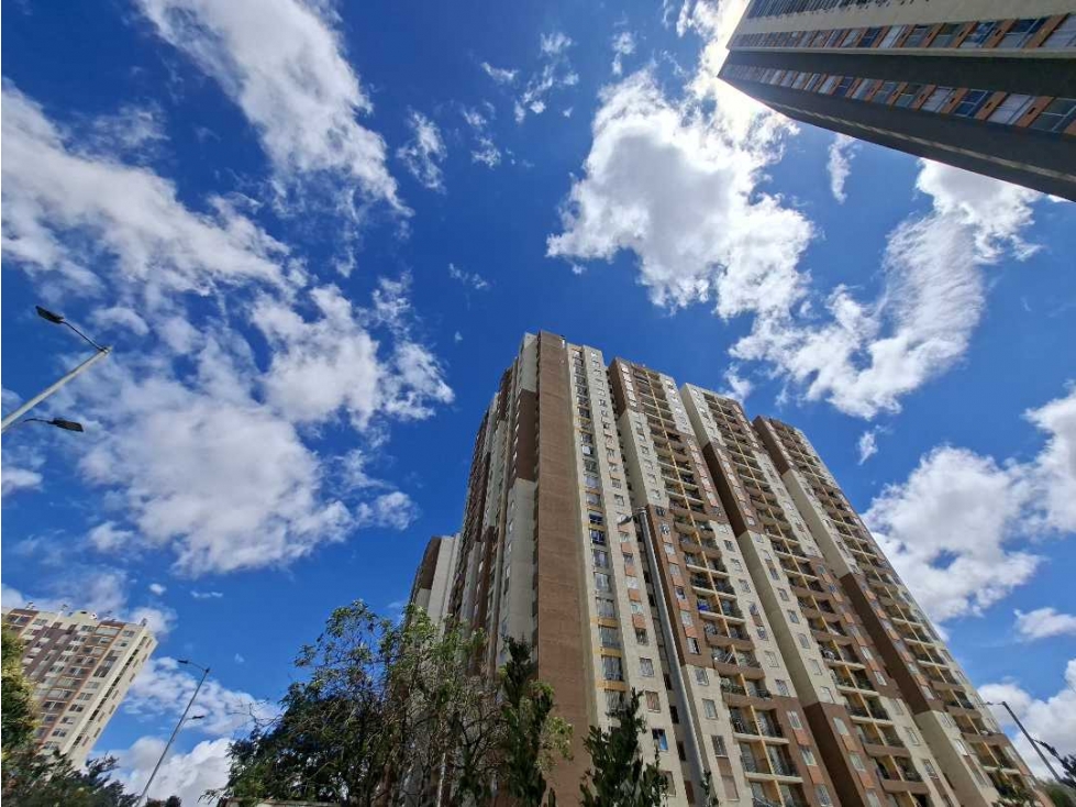 VENDO APARTAMENTO EN EL.CLUB RESIDENCIALESTANCIA 70 MADELENA BOGOTA — foto 2