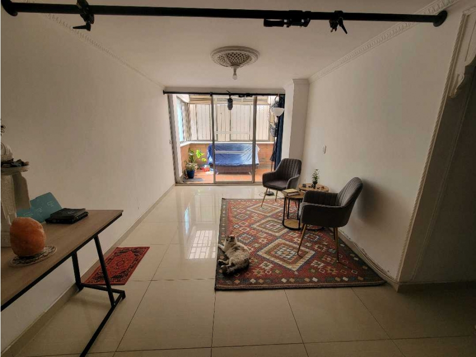 VENDO APARTAMENTO INTERNO CON TERRAZA EN ENVIGADO LA PAZ PARTE BAJA — foto 5