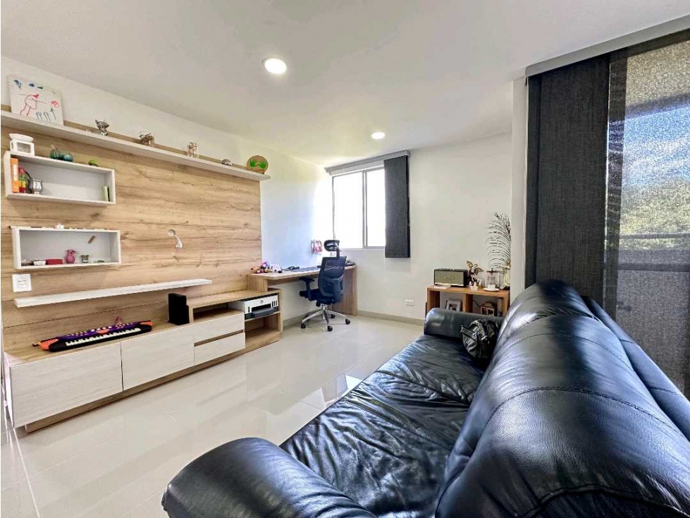 Vendo apartamento en Envigado, Sector el chinguí parte baja — foto 2