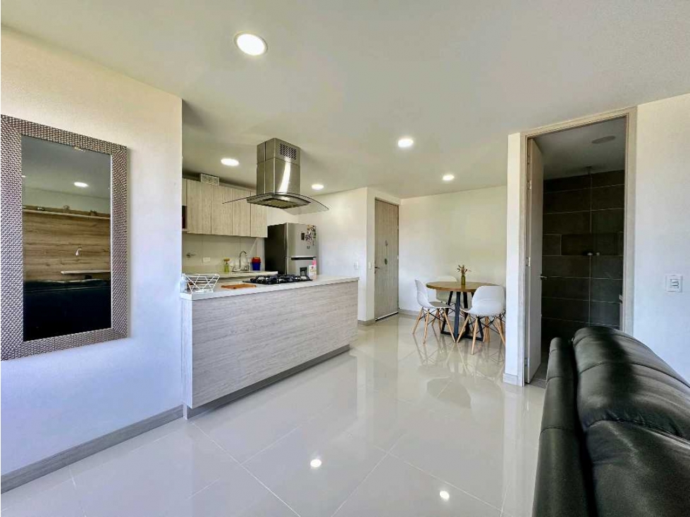 Vendo apartamento en Envigado, Sector el chinguí parte baja — foto 3