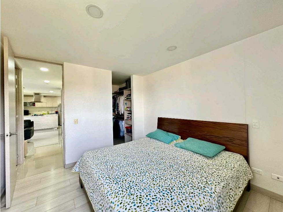 Vendo apartamento en Envigado, Sector el chinguí parte baja — foto 6