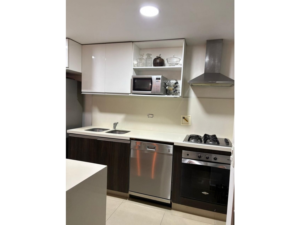 VENDO APARTAMENTO EN ENVIGADO LOMA DE LAS BRUJAS MODERNO — foto 3