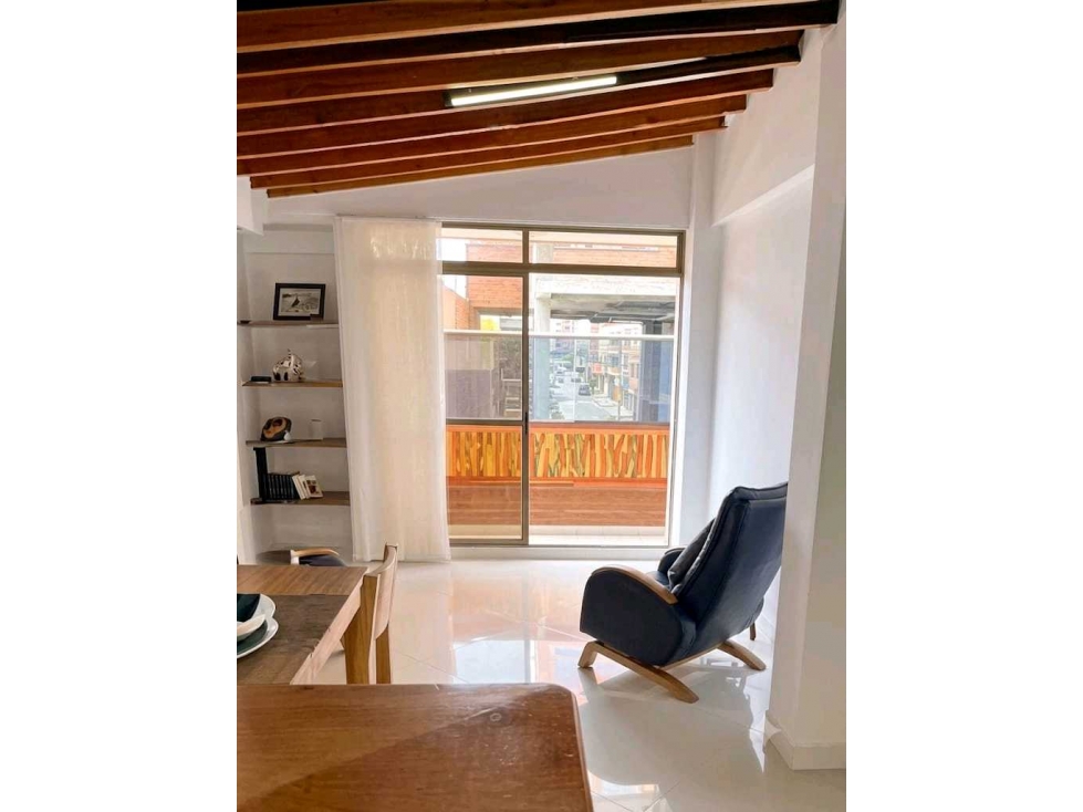 VENDO APARTAMENTO EN ENVIGADO AV. VEGAS EDIFICIO CON PQ Y ÚT — foto 2
