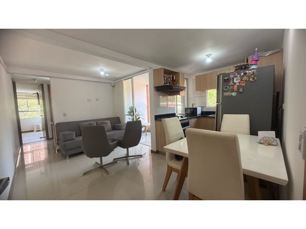 VENDO APARTAMENTO EN ENVIGADO SECTOR ANTILLAS