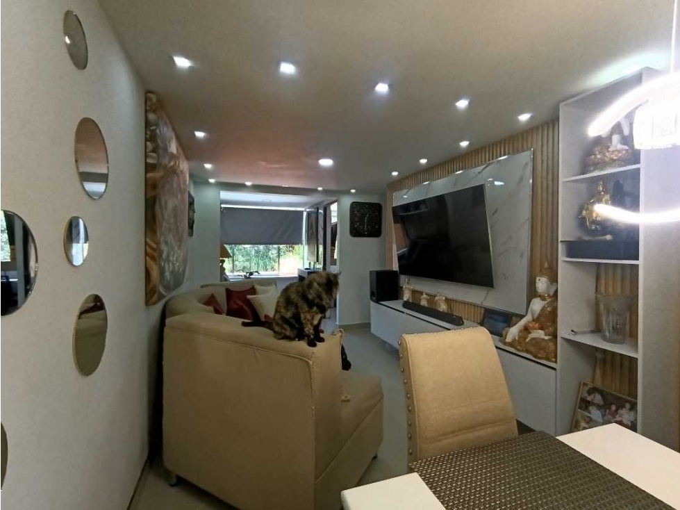 Vendo Apartamento en Envigado, Las Antillas 2do piso en Unidad Abierta — foto 2