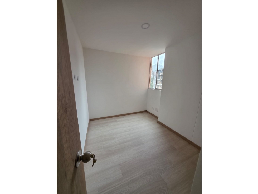 Vendo apartamento en envigado - camino verde (para estrenar) — foto 5