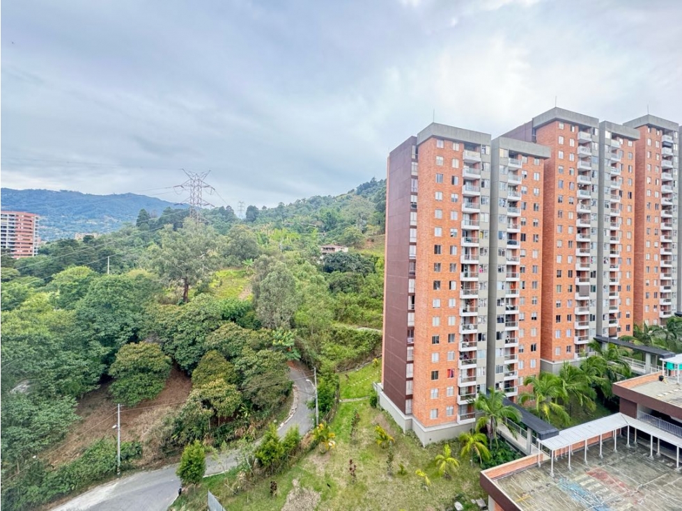 VENDO APARTAMENTO EN ENVIGADO LA CUENCA 64m2 UNIDAD COMPLETA — foto 2