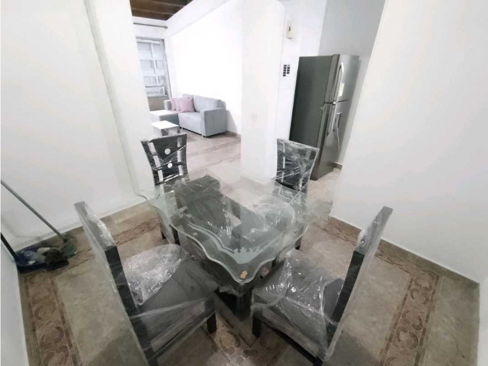 VENDO APARTAMENTO EN ESTADIO COLORES — foto 2