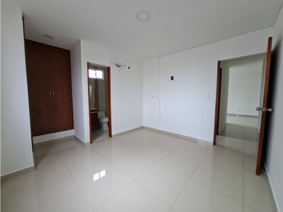 VENDO APARTAMENTO EN GRANADILLO — foto 6