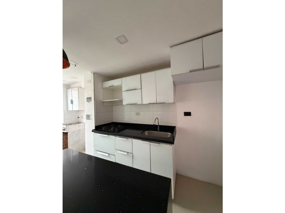 Vendo apartamento en Itagüí cerca al centro comercial platino — foto 3