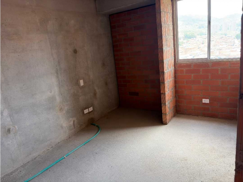 VENDO APARTAMENTO EN ITAGÜÍ; OBRA GRIS — foto 4