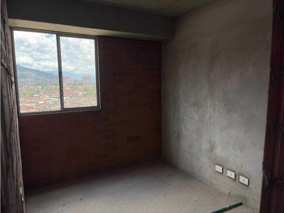 VENDO APARTAMENTO EN ITAGÜÍ; OBRA GRIS — foto 5