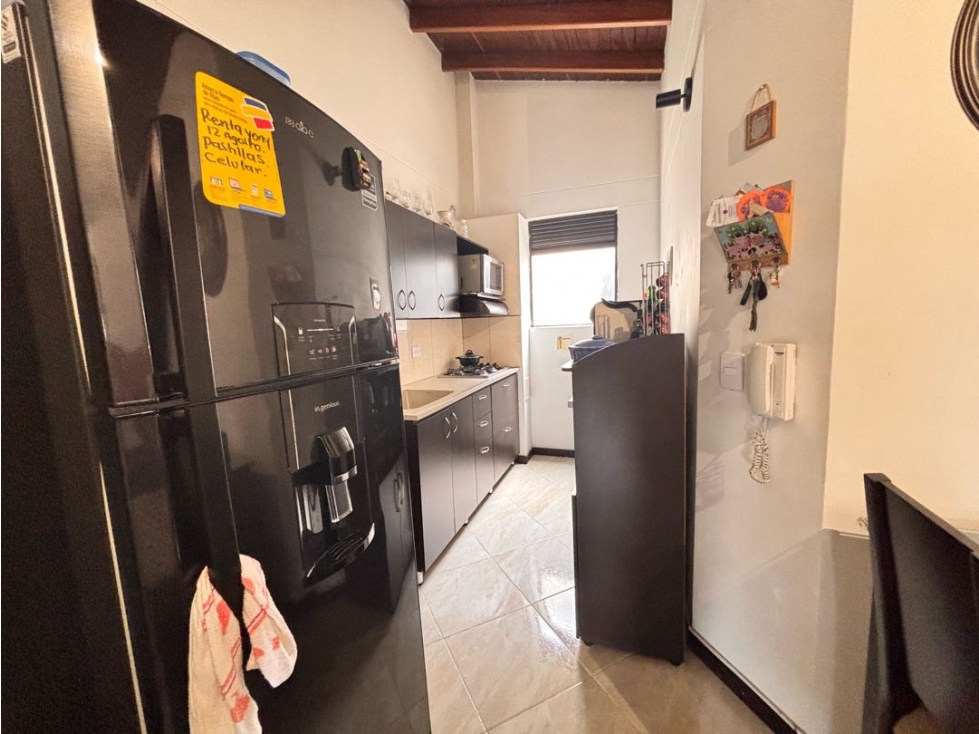 VENDO APARTAMENTO EN ITAGUI, CERCA AL EXITO, POR ESCALAS — foto 6