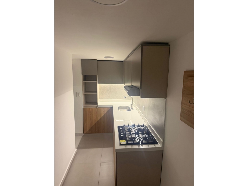 Vendo apartamento en la av 30 de agosto Remodelado — foto 3