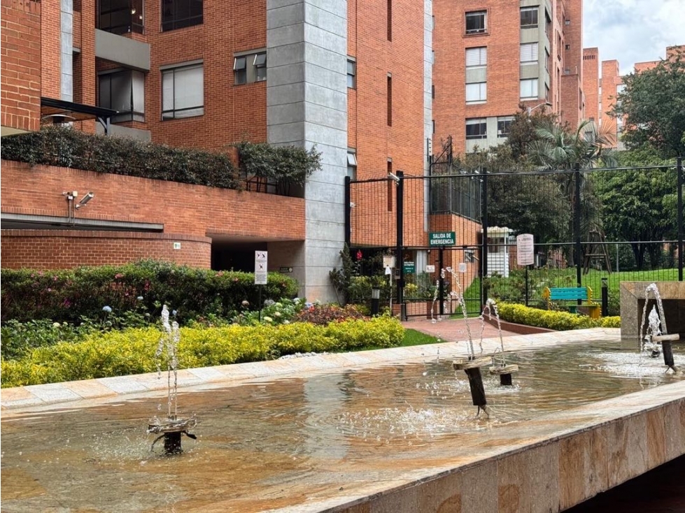 VENDO APARTAMENTO EN LA CAROLINA.A — foto 2