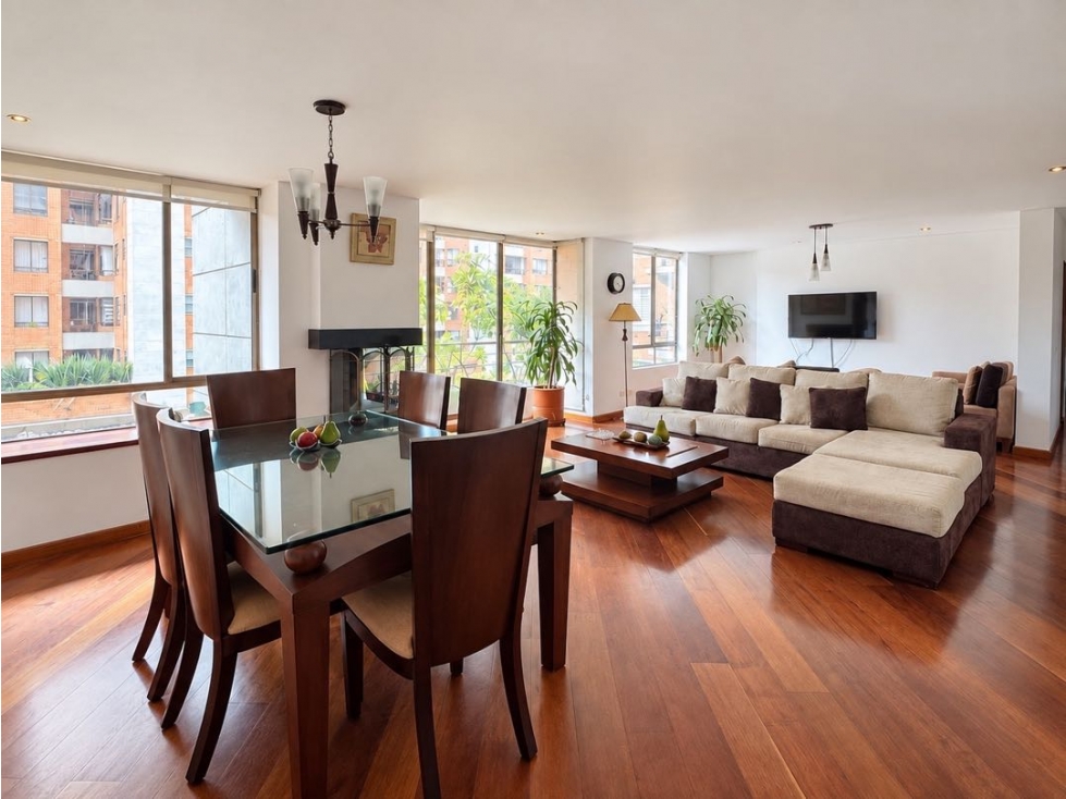 VENDO APARTAMENTO EN LA CAROLINA 145 M2 + BALCON