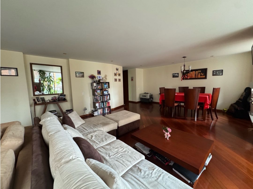 VENDO APARTAMENTO EN LA CAROLINA 145 M2 + BALCON — foto 2