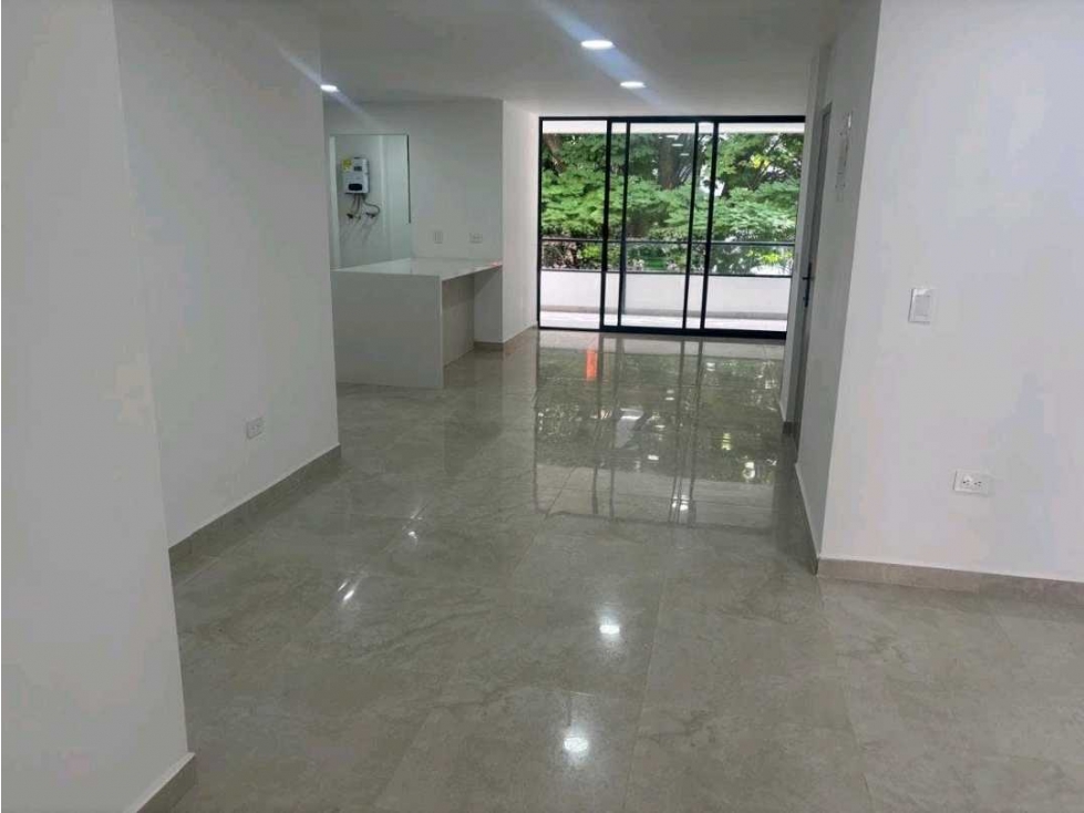 VENDO APARTAMENTO EN LA CASTELLANA PARA ESTRENAR