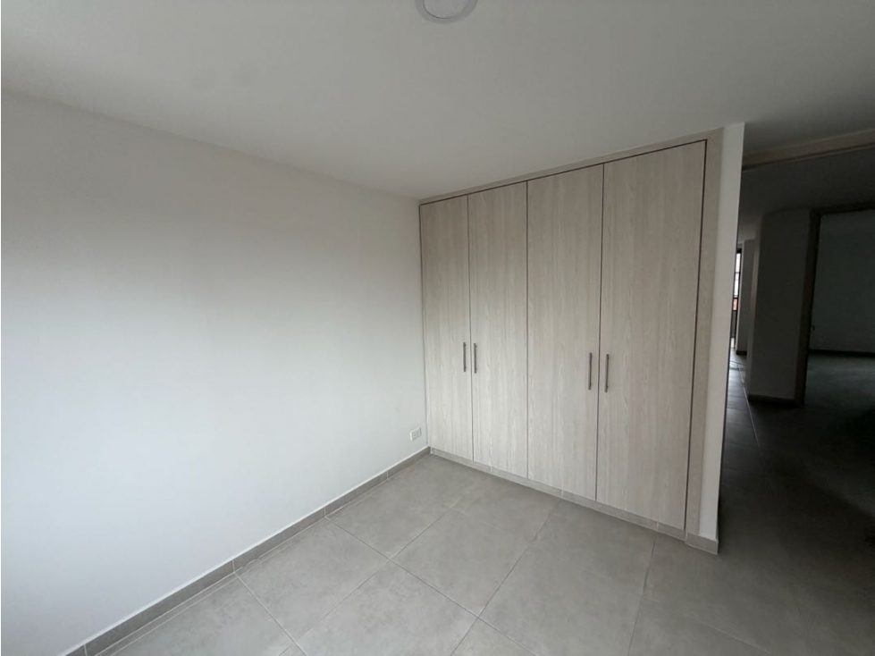 Vendo apartamento en la castellana sector exclusivo — foto 6