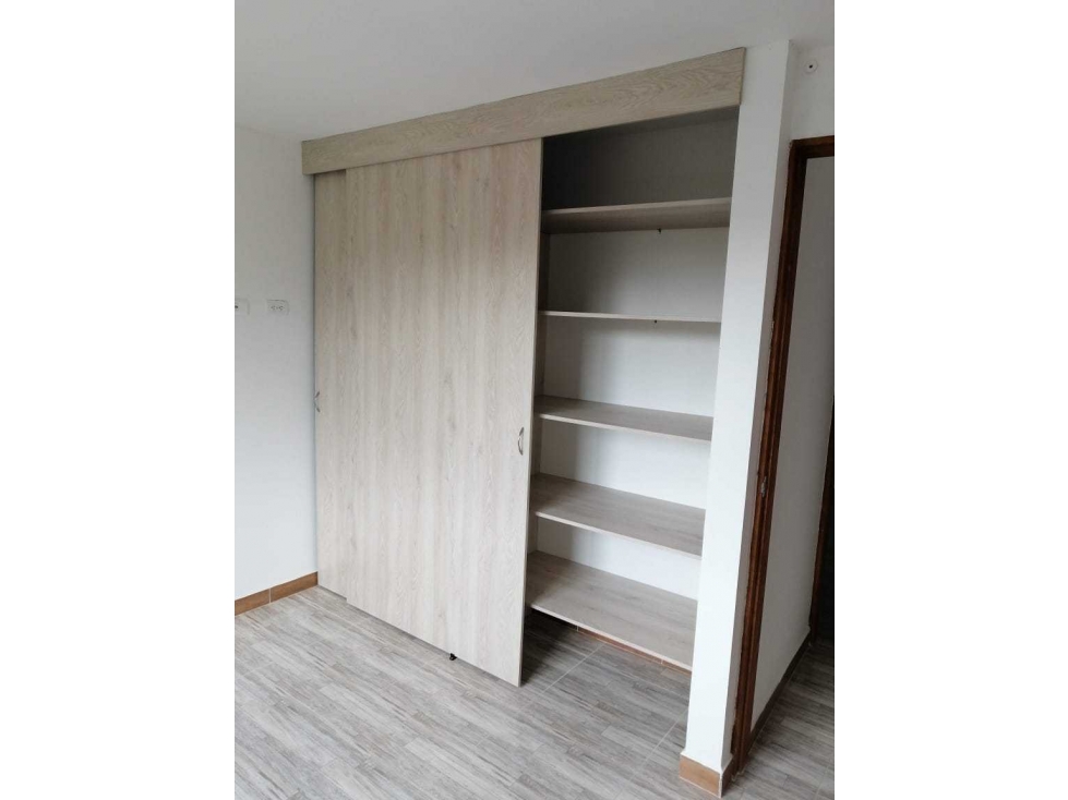 Vendo Apartamento en La Ceja Área 66mt2 3 habitaciones 2baños 3 piso — foto 4
