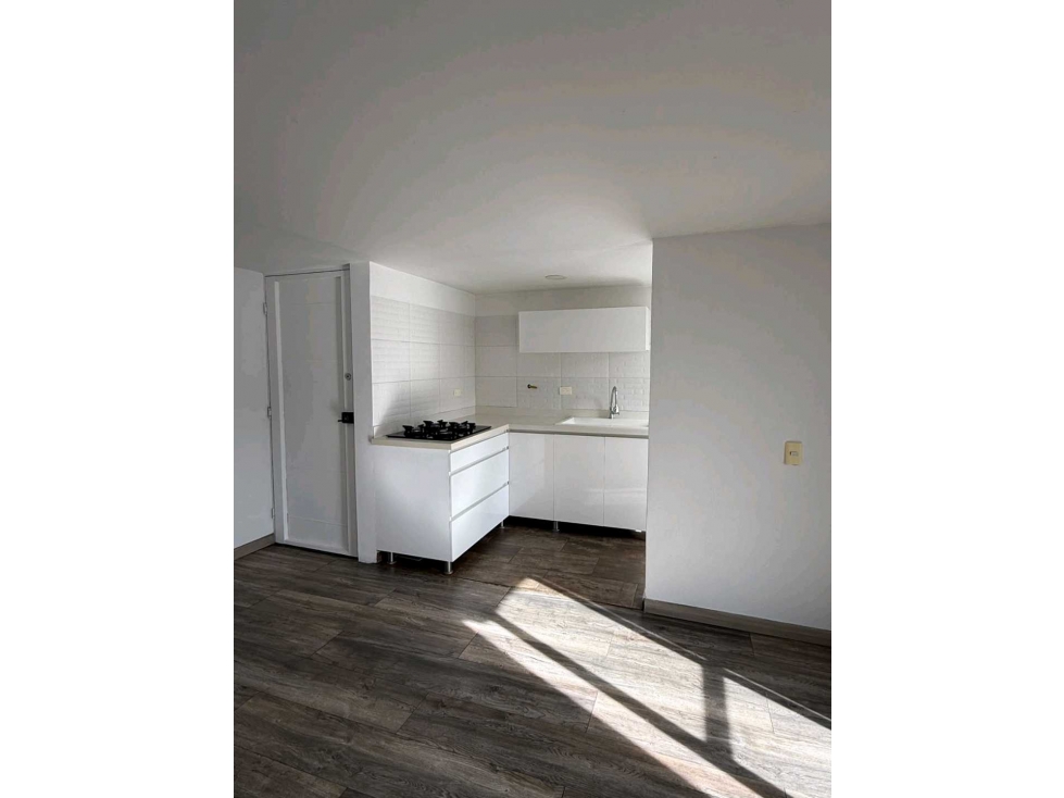 VENDO APARTAMENTO EN LA ESTRELLA SURAMERICA