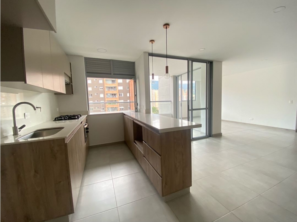 BAJO DE PRECIO APARTAMENTO EN LA LOMA DE LOS MESAS — foto 4