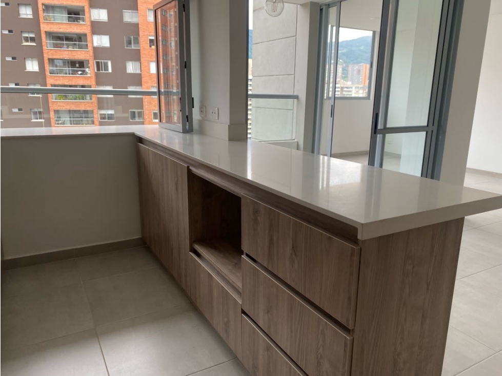 BAJO DE PRECIO APARTAMENTO EN LA LOMA DE LOS MESAS — foto 5
