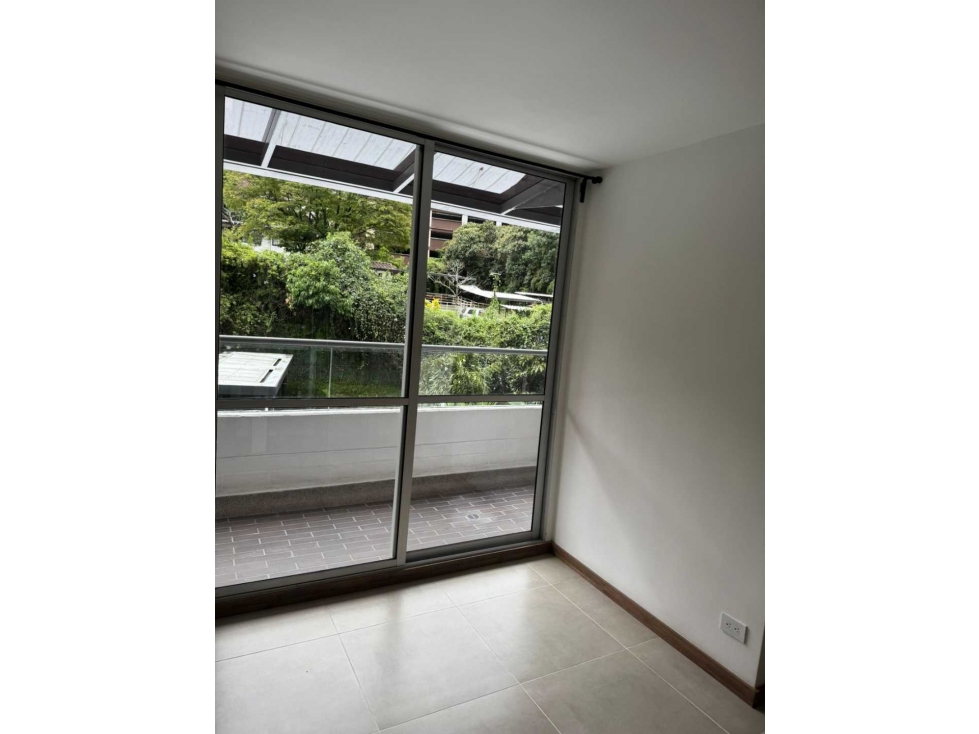 Vendo apartamento en la parte baja de la Loma del Barro Envigado — foto 3