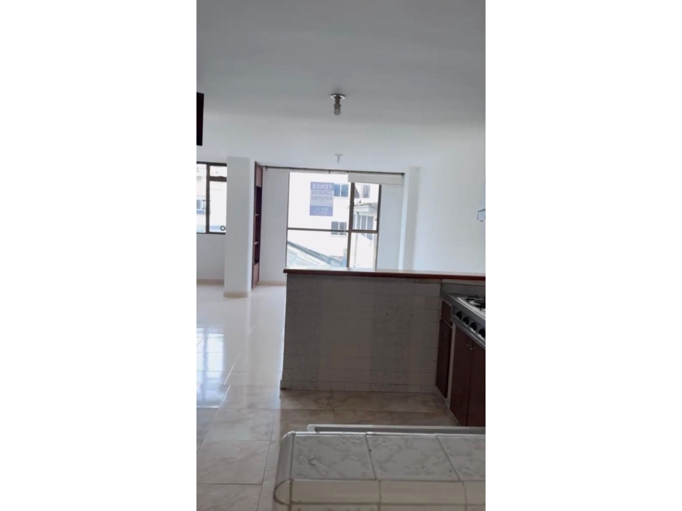 Vendo apartamento en la plaza de bolivar Pereira — foto 2
