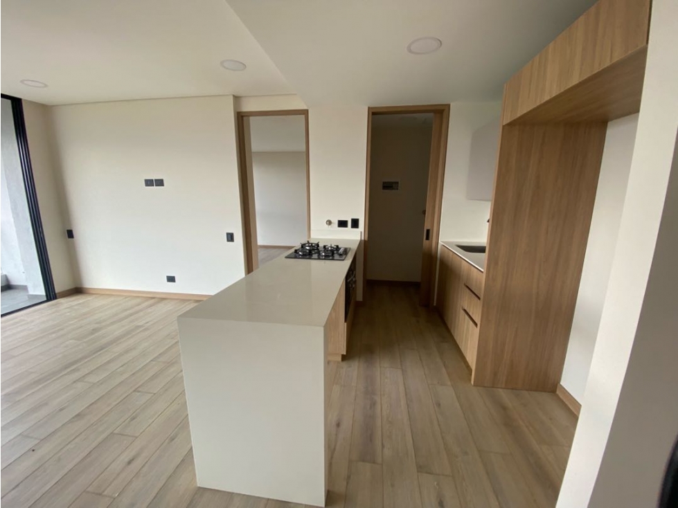 VENTA APARTAMENTO EN POBLADO MEDELLIN PISO 12 — foto 3