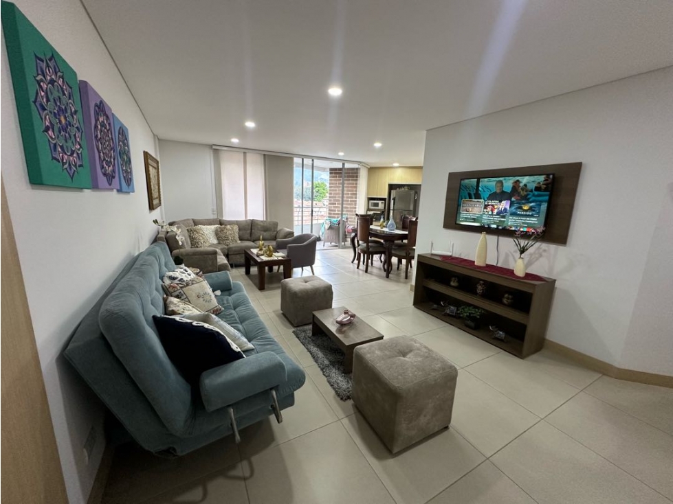 Vendo Apartamento En Laureles Con Hermosa Vista