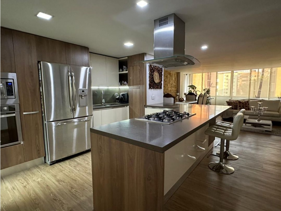 Vendo apartamento en Laureles