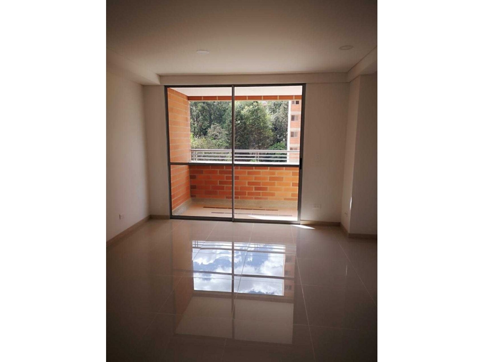 VENDO APARTAMENTO EN LAURELES SANTA GEMA