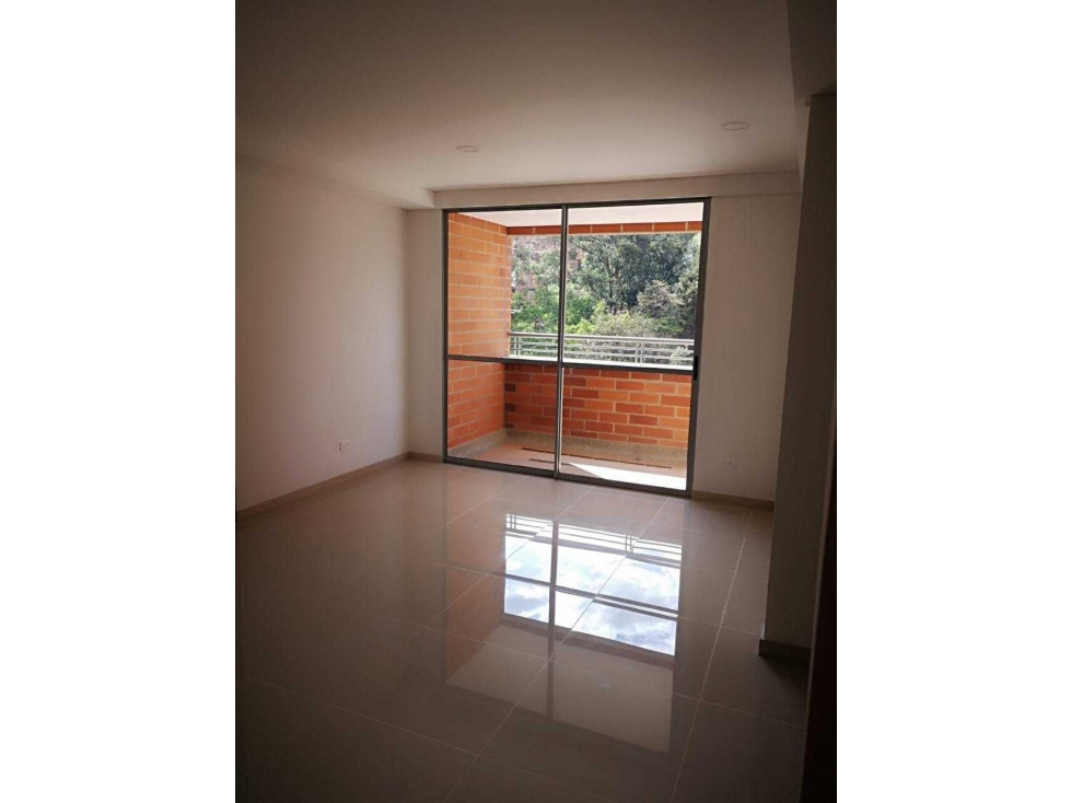 VENDO APARTAMENTO EN LAURELES SANTA GEMA — foto 2