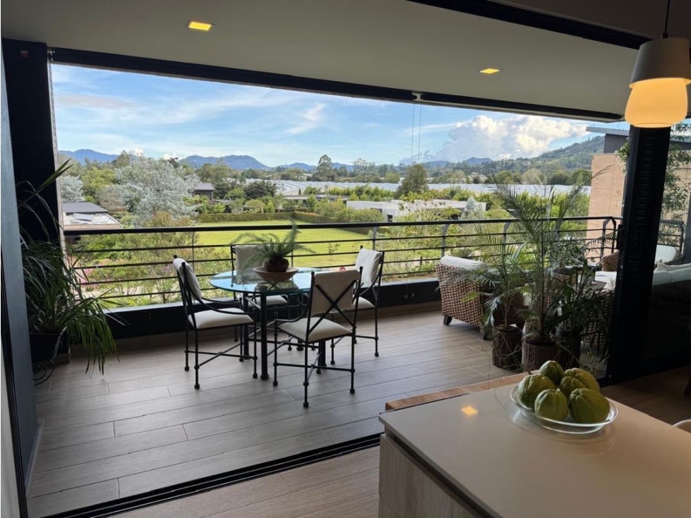 VENDO APARTAMENTO EN LLANOGRANDE, RIONEGRO