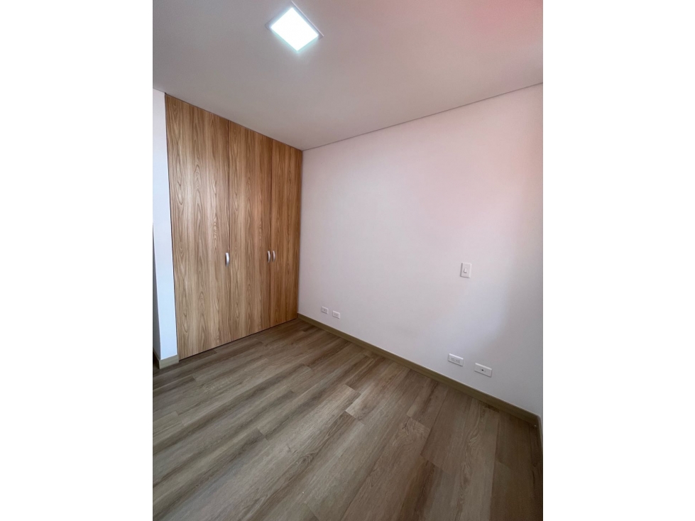 VENDO APARTAMENTO EN LOS COLORES — foto 6