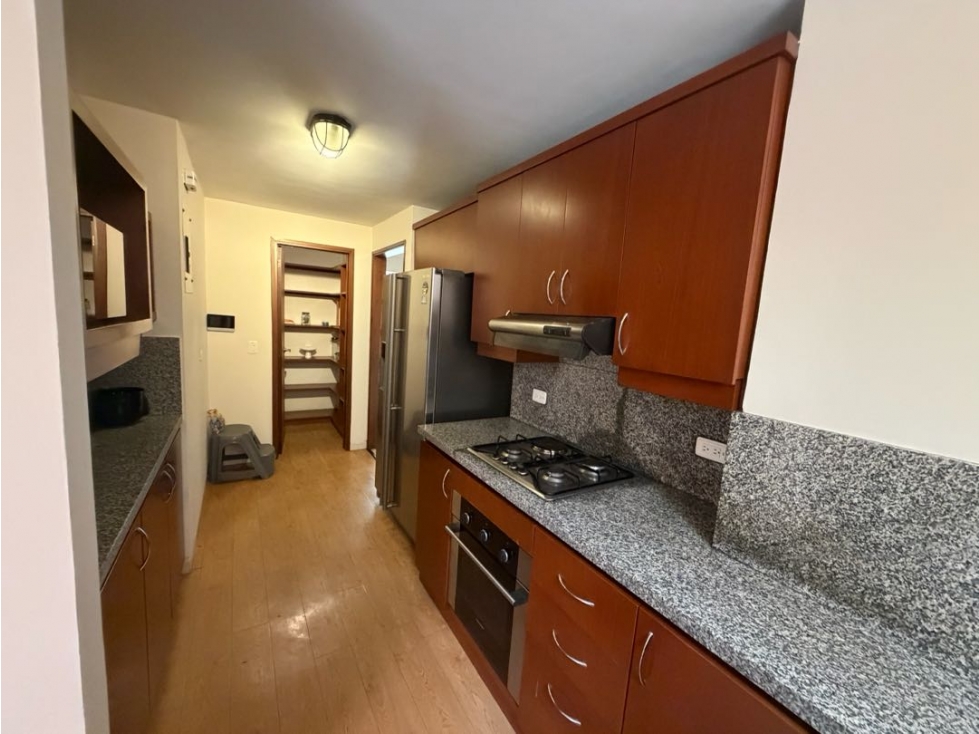 VENDO APARTAMENTO EN MEDELLÍN CONQUISTADORES CON PATIO — foto 2