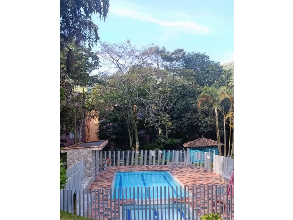 Vendo apartamento en Medellín San Antonio de Prado