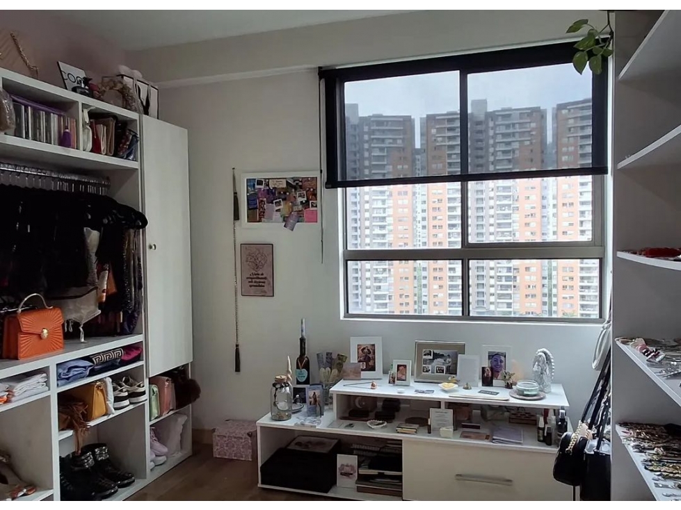 VENDO APARTAMENTO EN MEDELLÍN/LOMA DE LOS BERNAL — foto 5