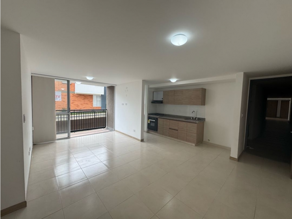 VENDO APARTAMENTO EN MONSERRATE ALTO SANTA ROSA - 3