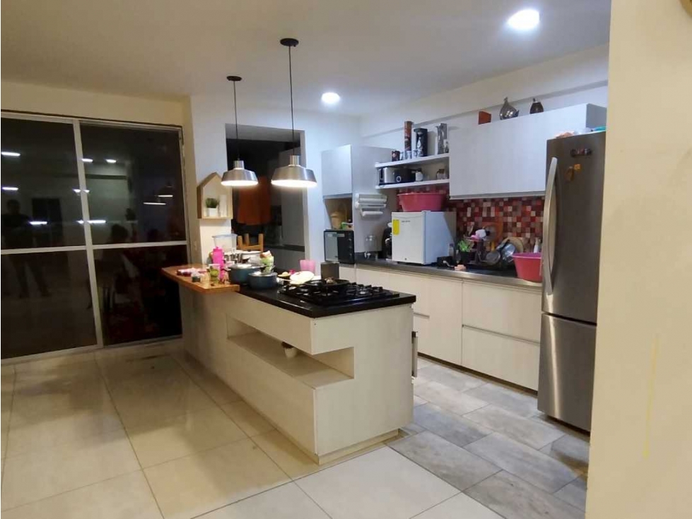 VENDO APARTAMENTO EN NIQUIA- NORTEAMERICA