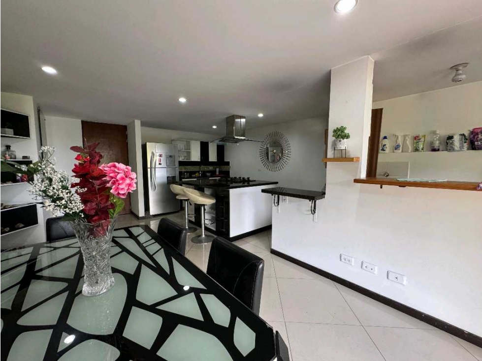 Vendo apartamento en Poblado las Palmas — foto 2