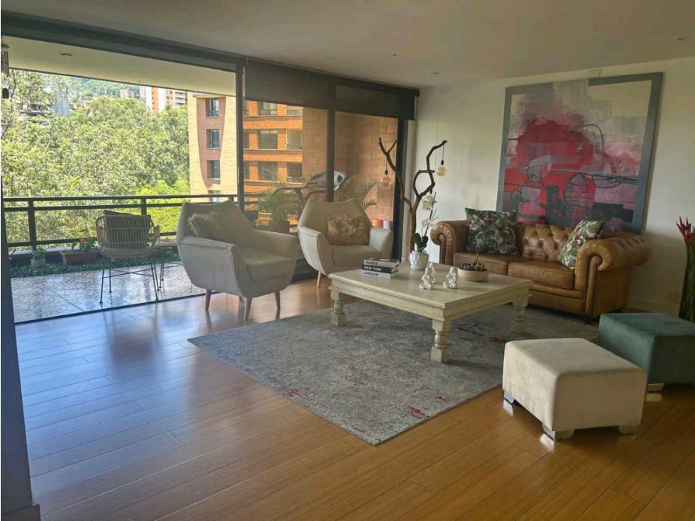 Vendo Apartamento en Poblado- La Florida