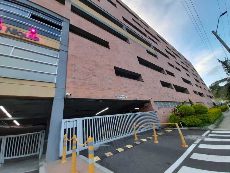 VENDO APARTAMENTO EN POBLADO NIQUIA — foto 3