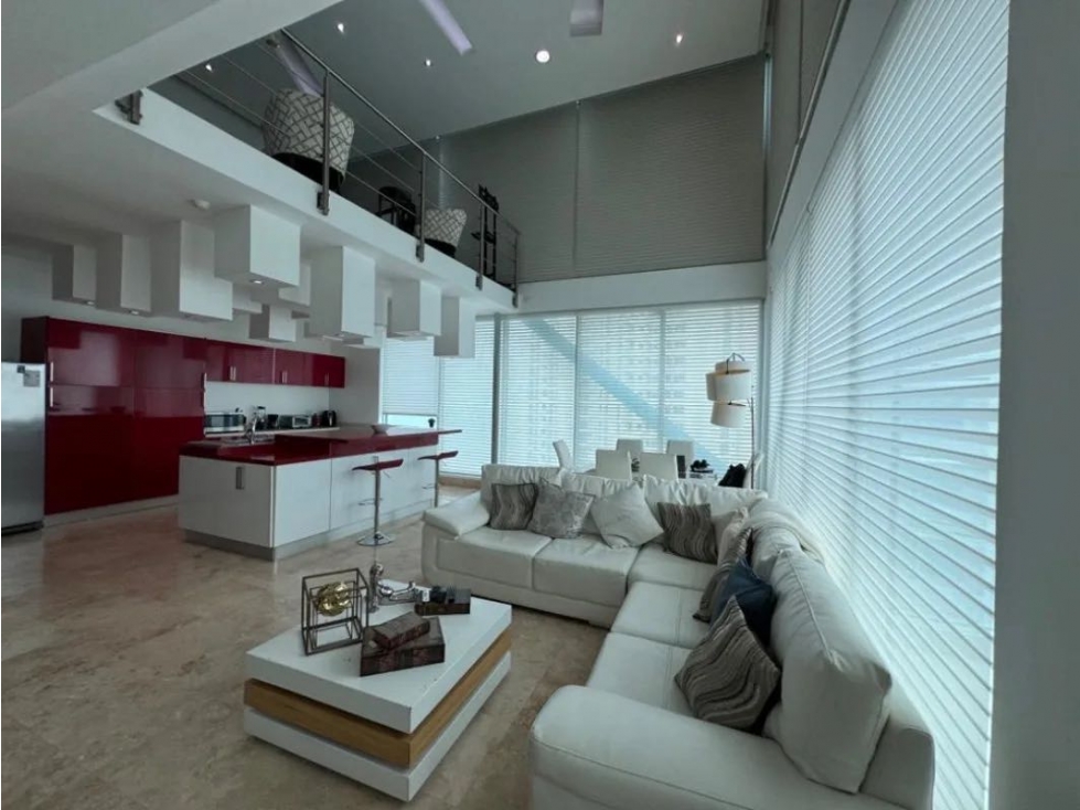 Vendo Apartamento en Punta Pacífica remodelado full amueblado