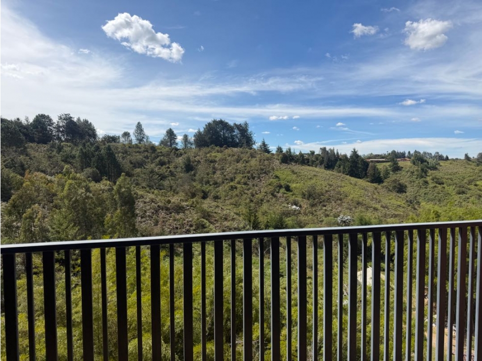 VENDO APARTAMENTO EN RIONEGRO ANTIOQUIA/BARRO BLANCO