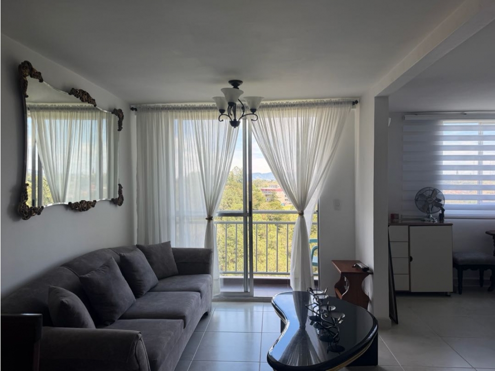 VENDO APARTAMENTO EN RIONEGRO ANTIOQUIA/SECTOR UCO