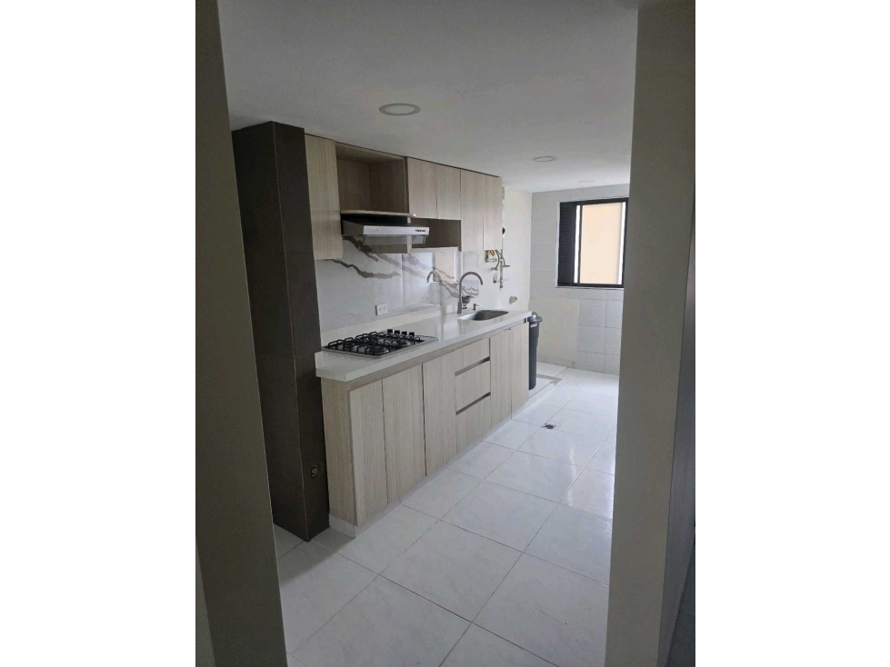 APARTAMENTO EN VENTA EN ROBLEDO EL DIAMANTE P3 — foto 3