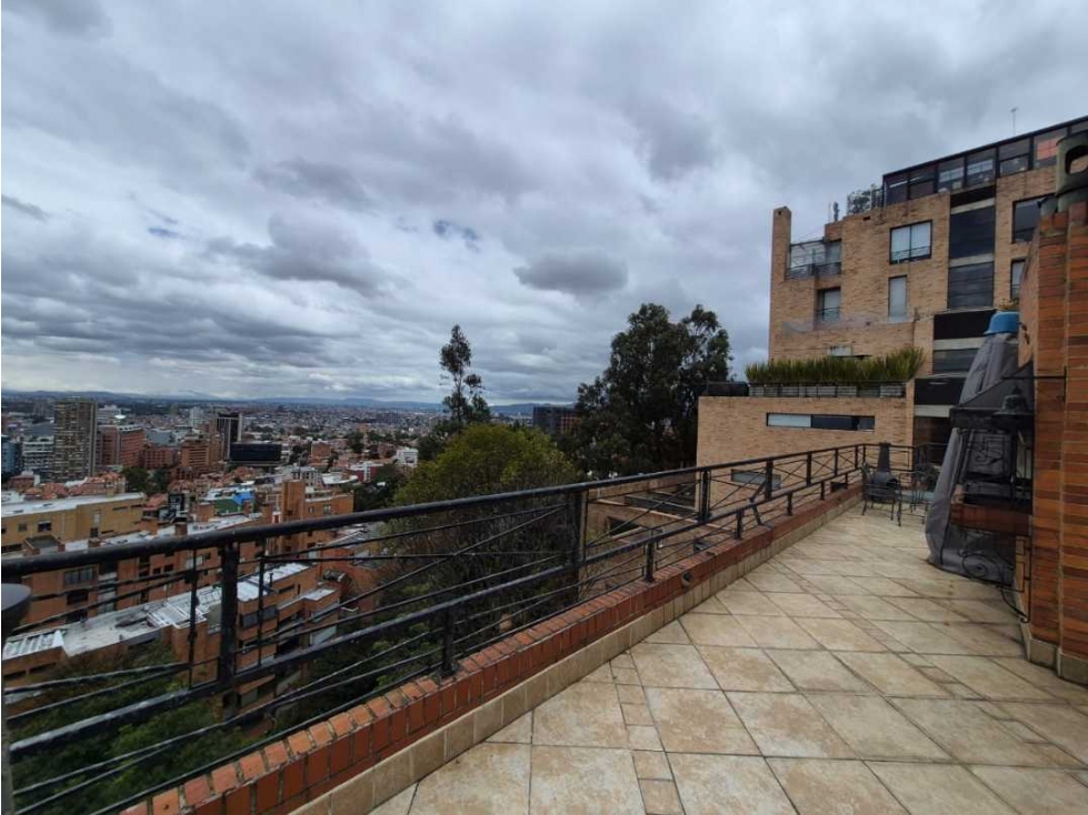 VENDO APARTAMENTO EN ROSALES CON TERRAZAS (IC*)
